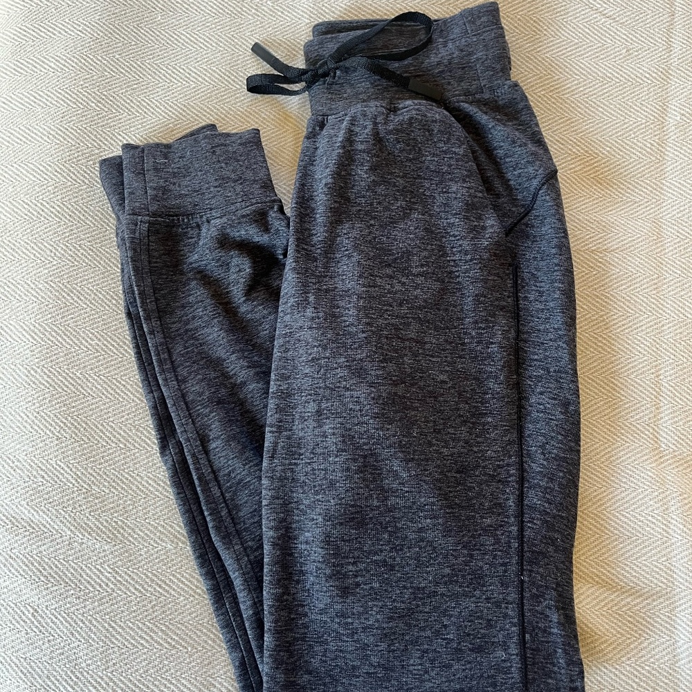 lululemon joggers